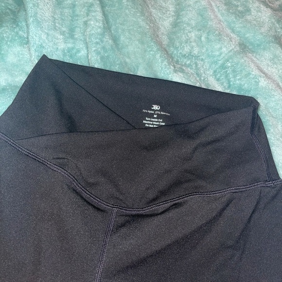 J80 fit leggings SOLD!✅ - Picture 4 of 5